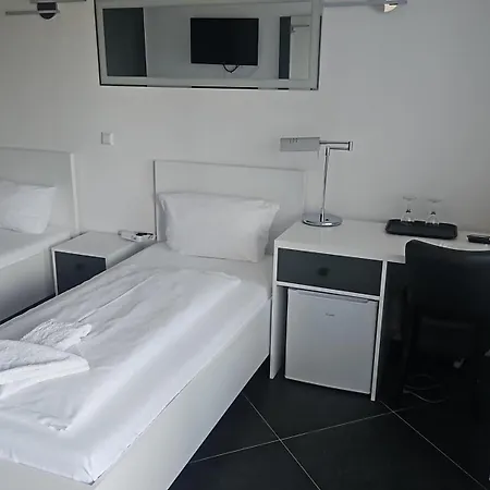 Hotel Da Gianni Gmbh Oranienburg