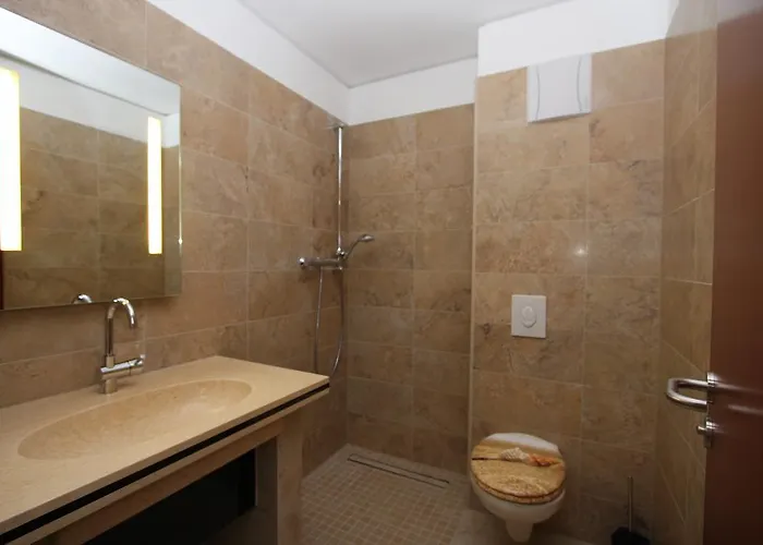 فندق Da Gianni Gmbh أورانينبورغ